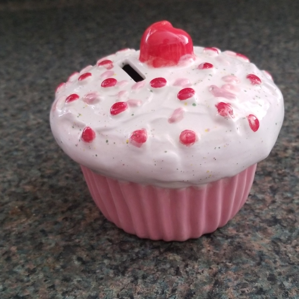 CUPCAKE BANK